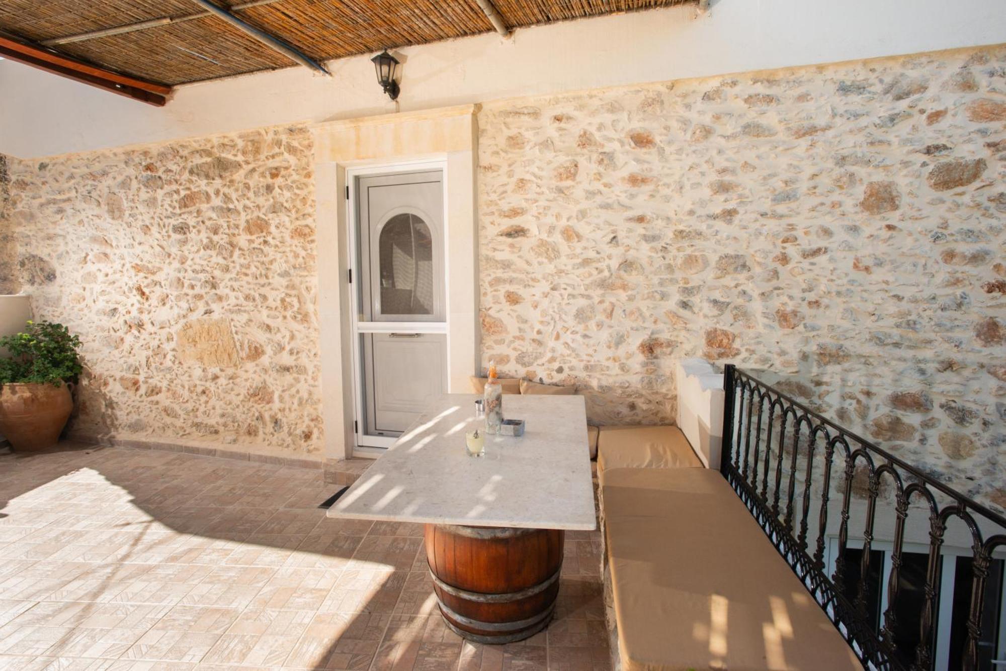 Eirini'S Traditional House Listaros ภายนอก รูปภาพ
