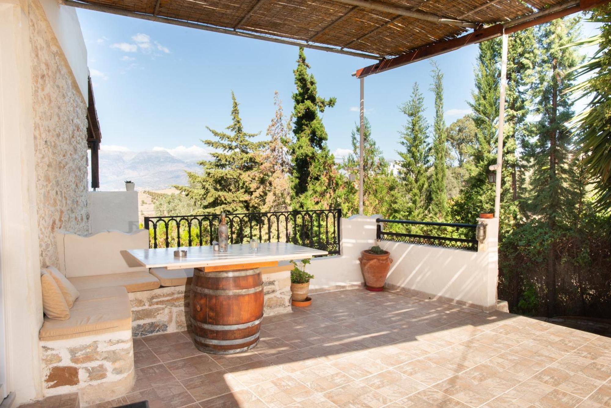 Eirini'S Traditional House Listaros ภายนอก รูปภาพ