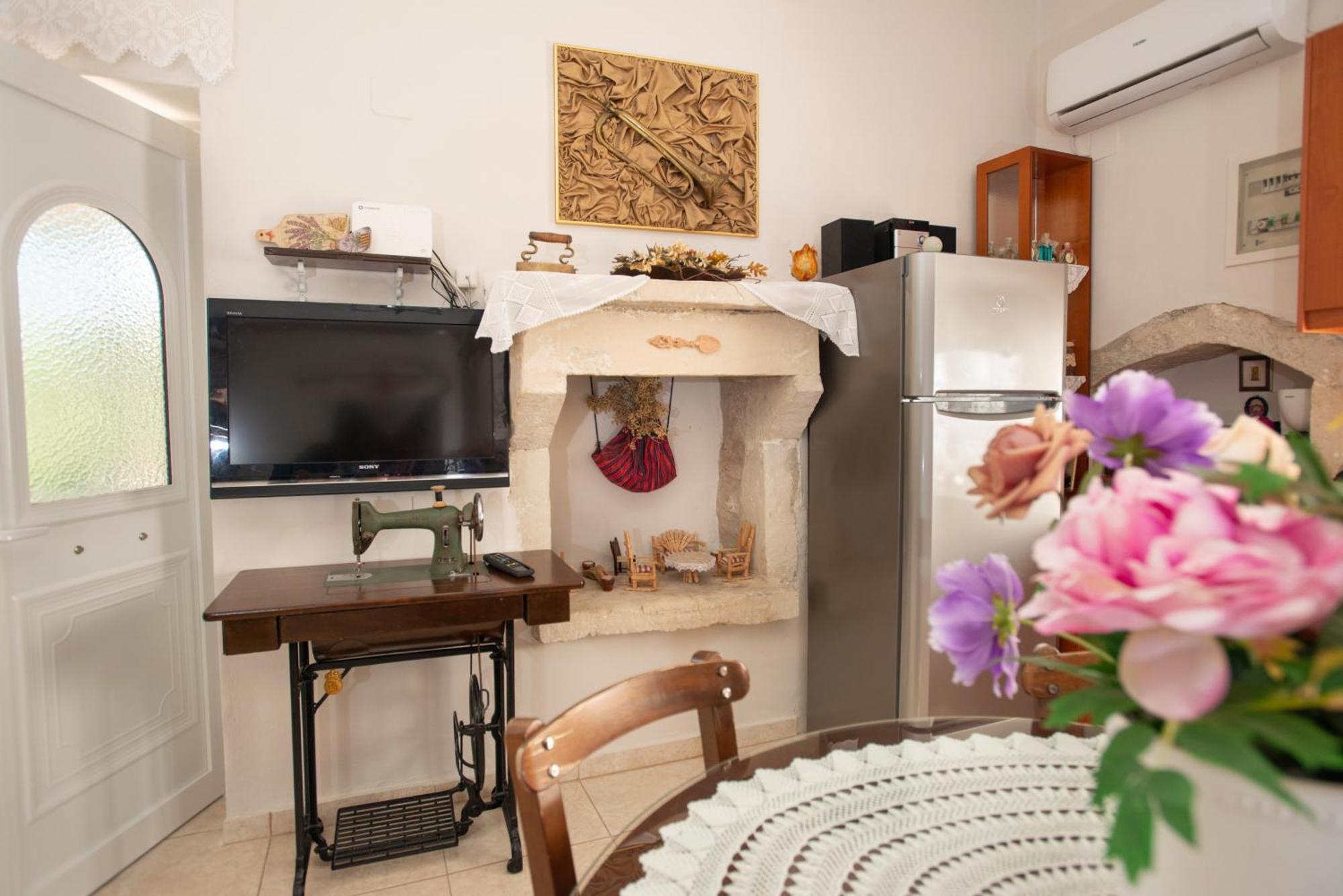 Eirini'S Traditional House Listaros ภายนอก รูปภาพ