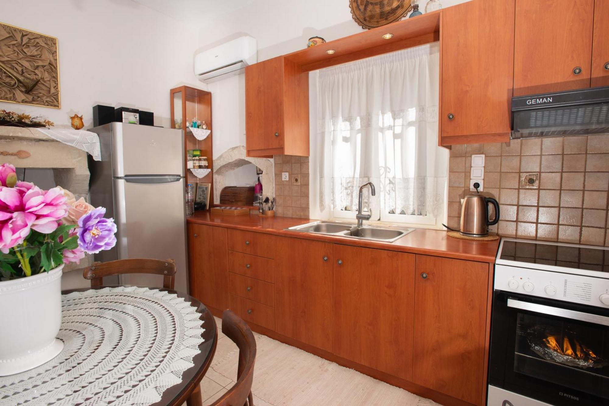 Eirini'S Traditional House Listaros ภายนอก รูปภาพ