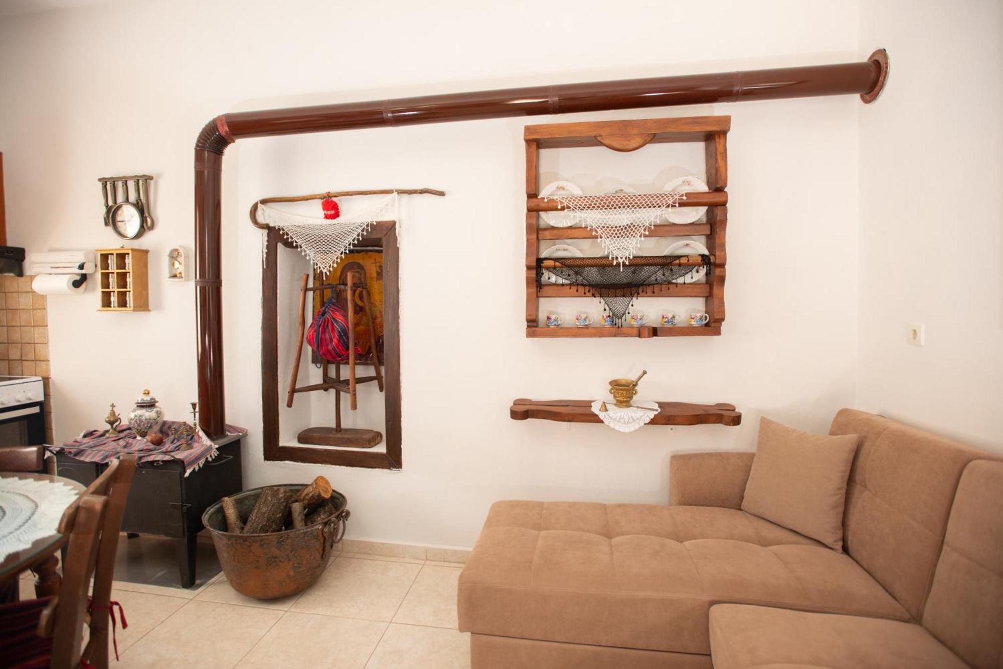 Eirini'S Traditional House Listaros ภายนอก รูปภาพ