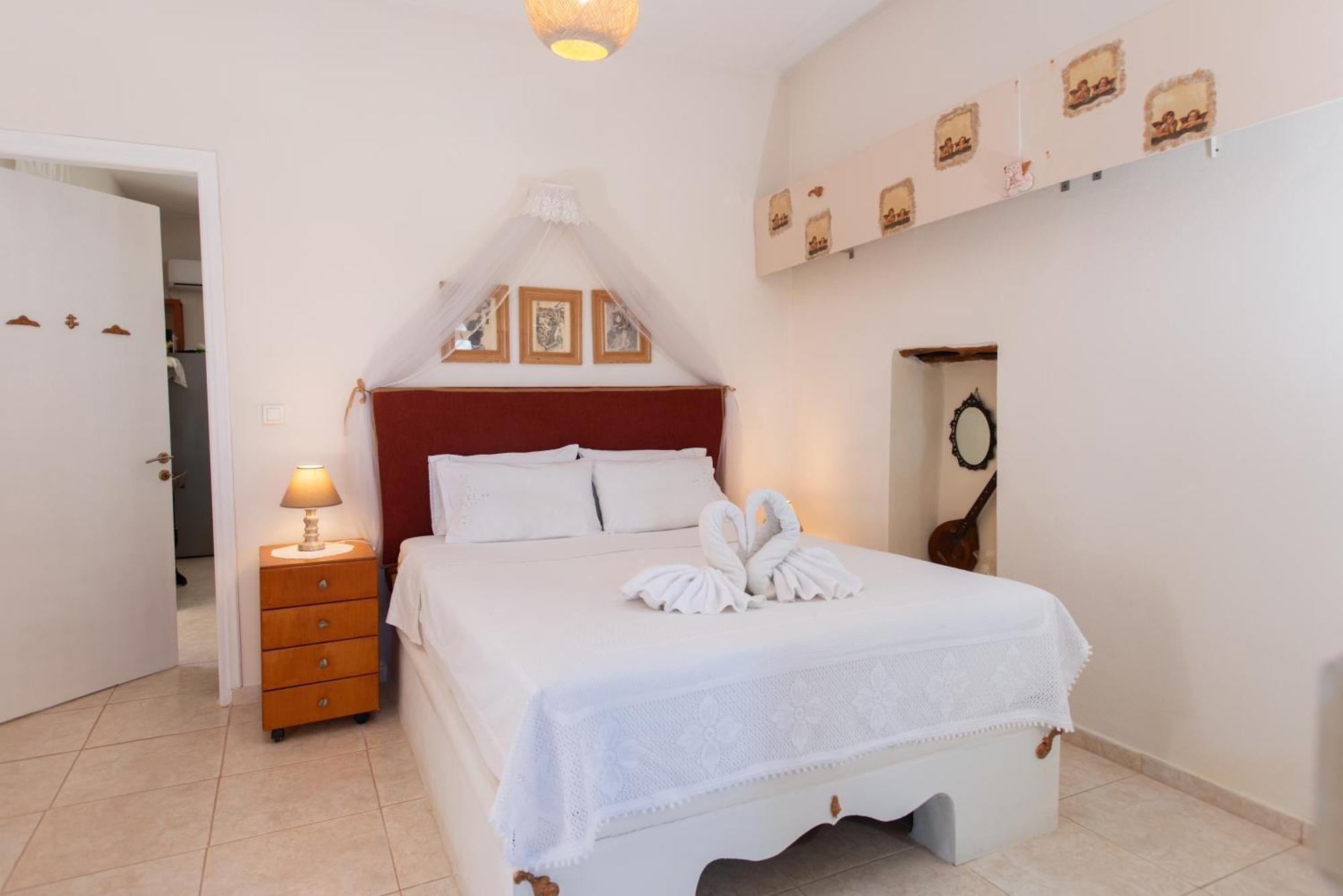 Eirini'S Traditional House Listaros ภายนอก รูปภาพ