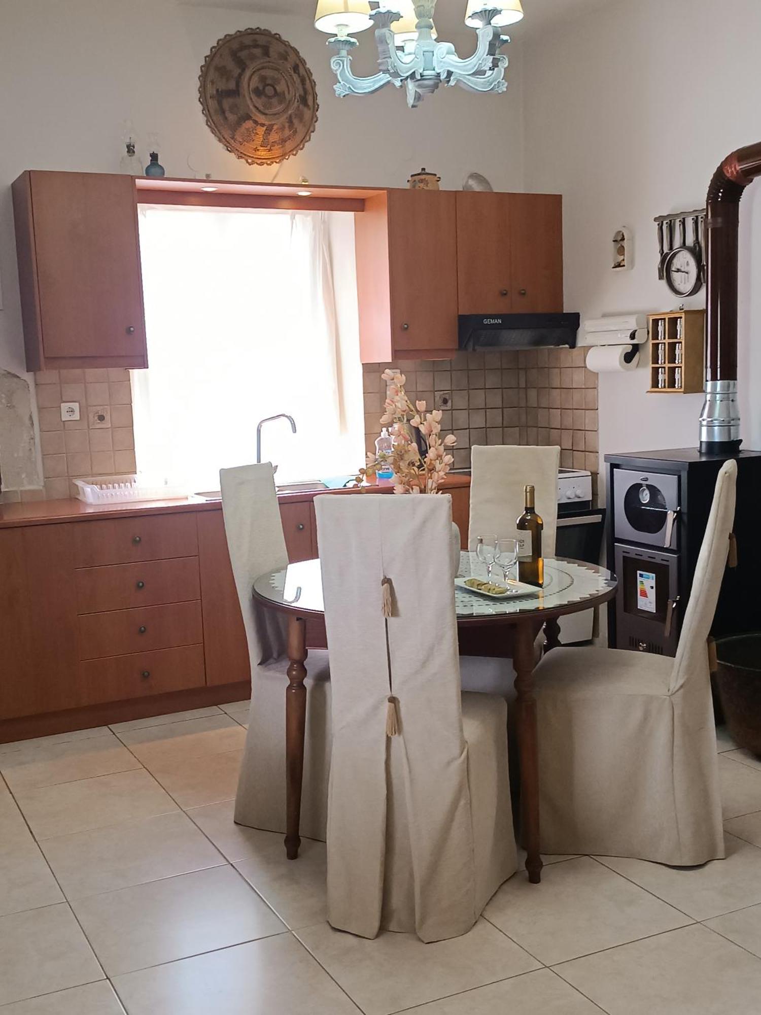 Eirini'S Traditional House Listaros ภายนอก รูปภาพ